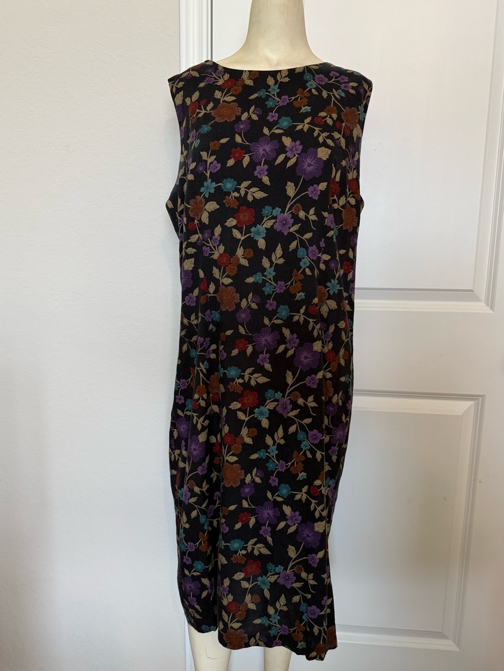 Vintage Sag Harbor Black & Jewel Tone Floral Print Y2K 90s Sleeveless Dress